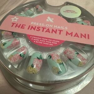 Press-On Nails - Floral Design (2)